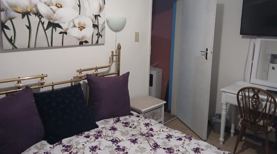 6 Bedroom Property for Sale in Parys Free State